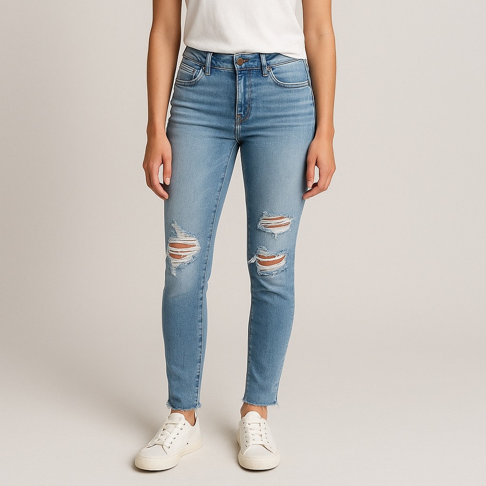 American Eagle Super Stretch Distressed Skinny Jeans | Size 0 Regular